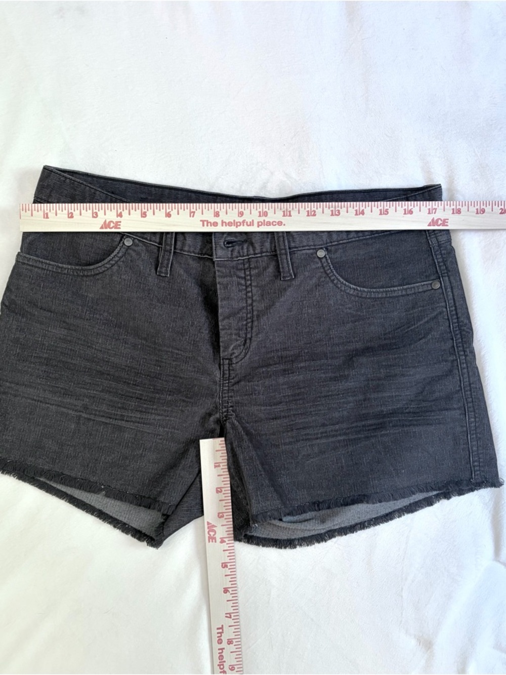 Carve Designs Oahu Organic Cotton Charcoal Gray Corduroy Cutoff Shorts Sz 10 - Picture 4 of 7